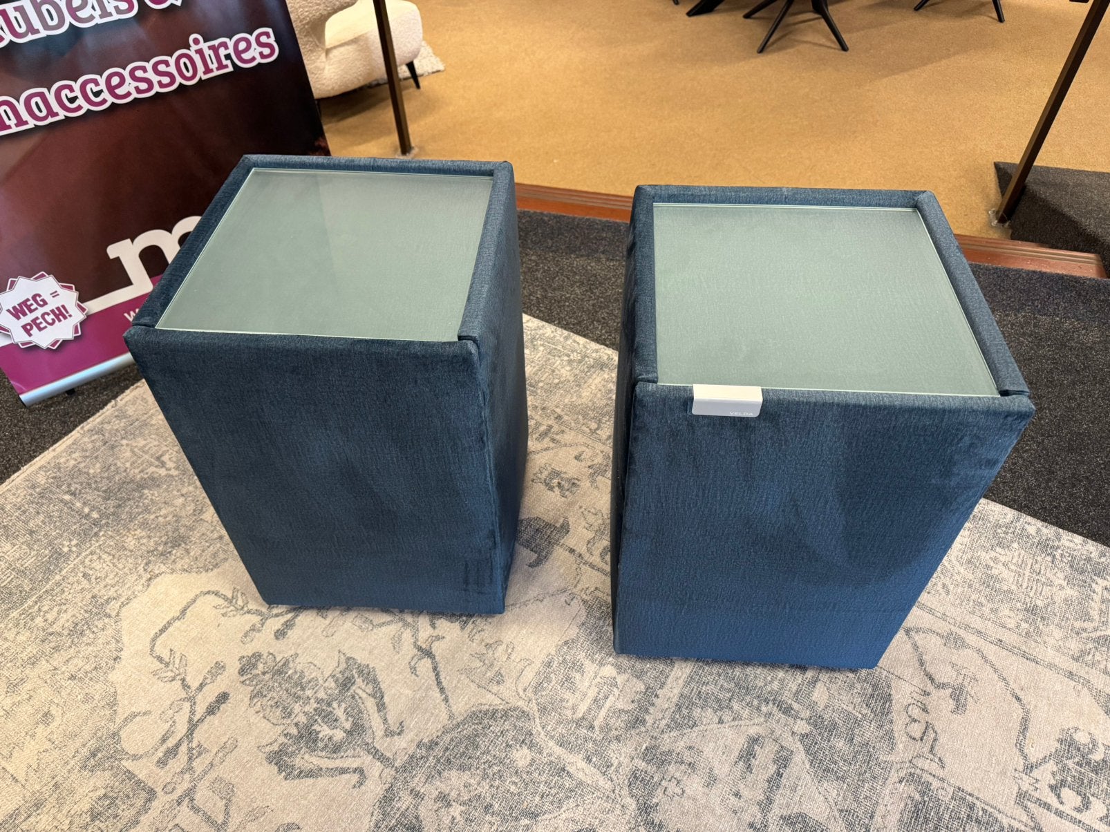 Nachtkastje Blauw 2 stuks 1 Deur Direct/Leverbaar E-7408, Ophalen, Minder dan 45 cm, Nieuw, 55 tot 70 cm