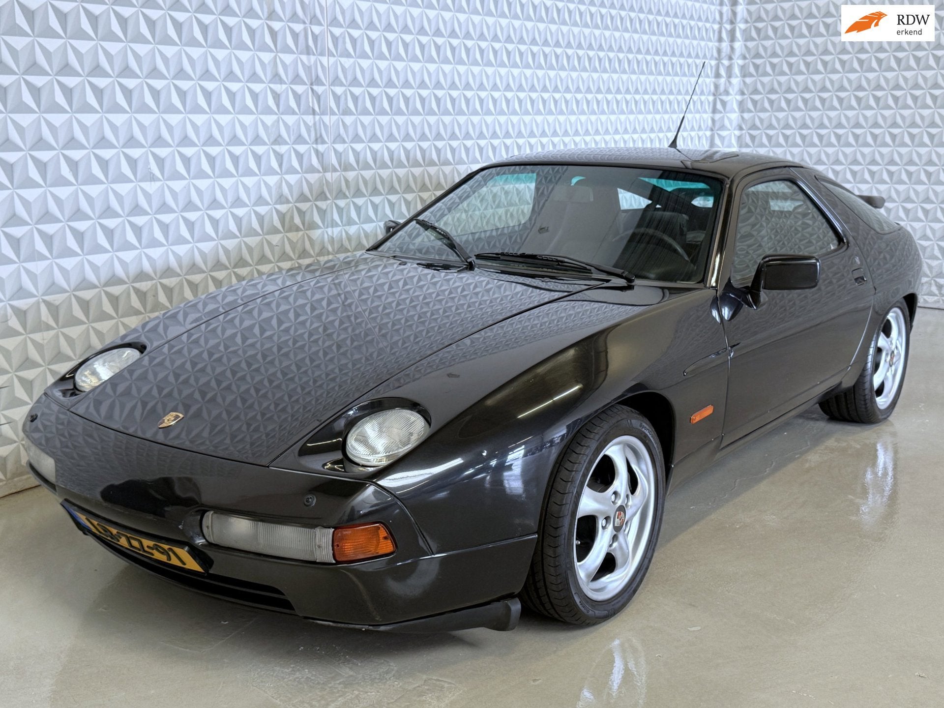 Porsche 928 5.0 S4 Coupé Automaat Leer Schuifdak Airco, Automaat, Gebruikt, Overige carrosserieën, 4 stoelen