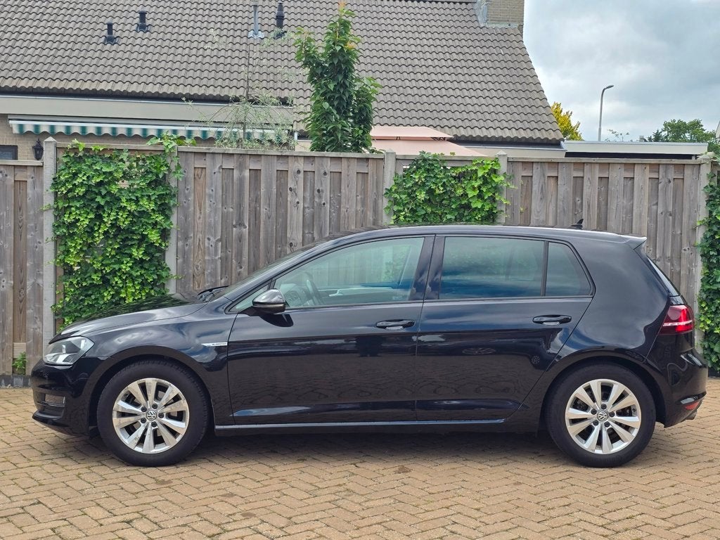 Volkswagen Golf 1.0 TSI Business Edition Connected LMV,PDC,N, Auto's, Voorwielaandrijving, Stof, Gebruikt, Origineel Nederlands