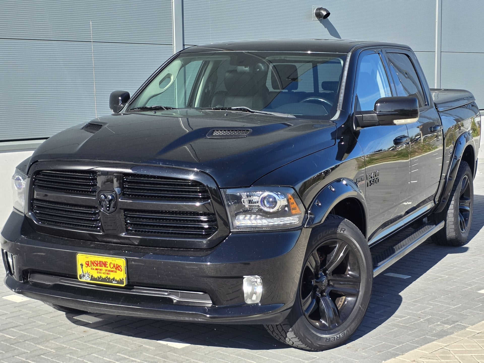 Dodge Ram 1500 SPORT 4X4 CREW CAB. 5,7LTR V8 AUT. NIGHT EDIT, Automaat, Euro 5, Gebruikt, 5654 cc
