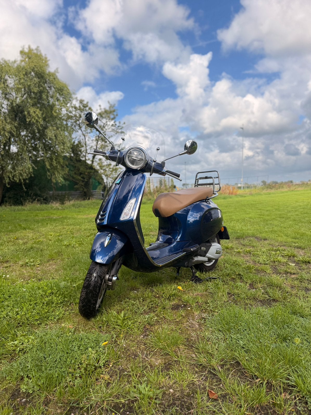 125 cc vespa Primavera met helm en slot 2023, Gebruikt, Particulier, 125 cc, Overig