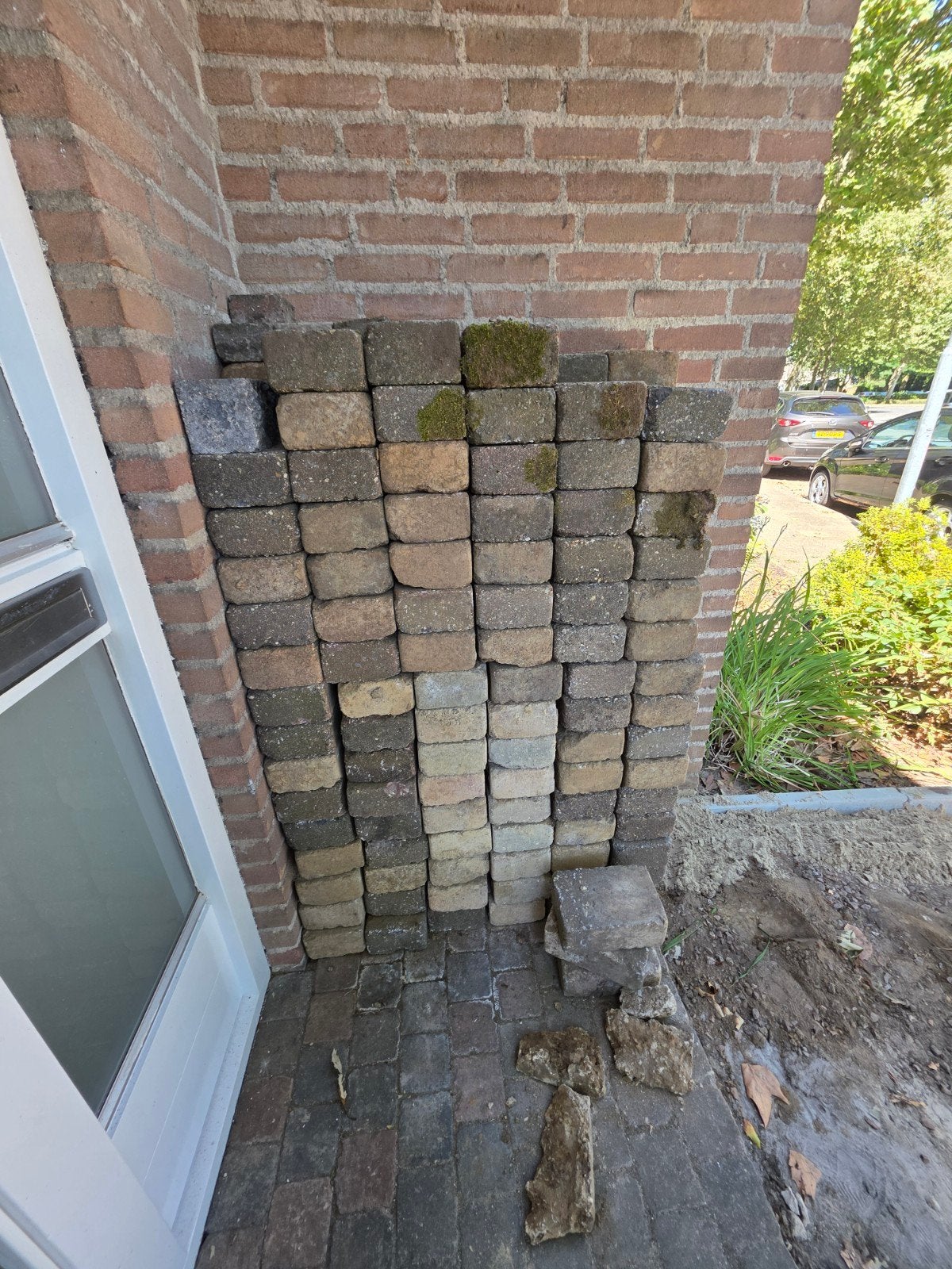 Gebruikte betonklinkers voor tuin of oprit, Gebruikt, Klinkers, Ophalen of Verzenden, 10 m² of meer
