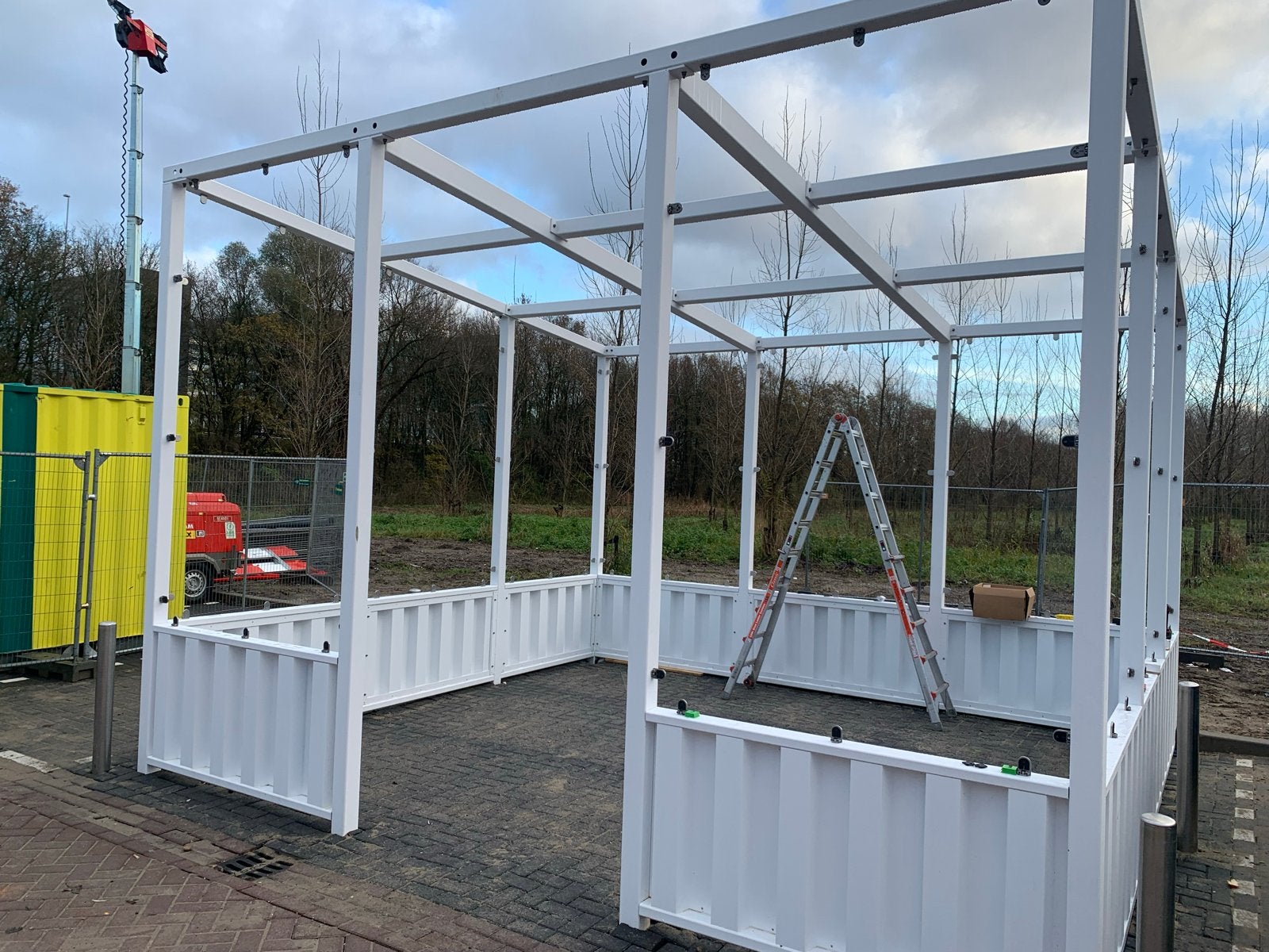 Stalen overkapping met glas, hout en dakplaten, Ophalen of Verzenden, Gebruikt, Overige typen