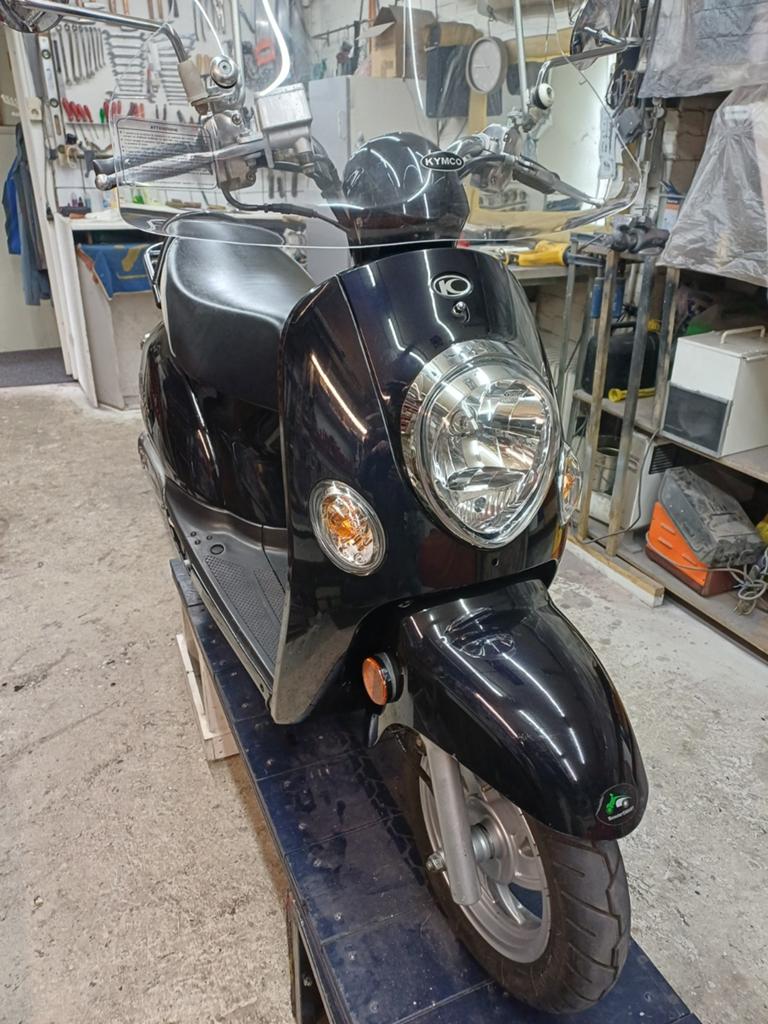 Kymco Sento 50  snor Scooter - Zwart, Goed Onderhouden, Fietsen en Brommers, Ophalen, Gebruikt, Maximaal 45 km/u, Kymco