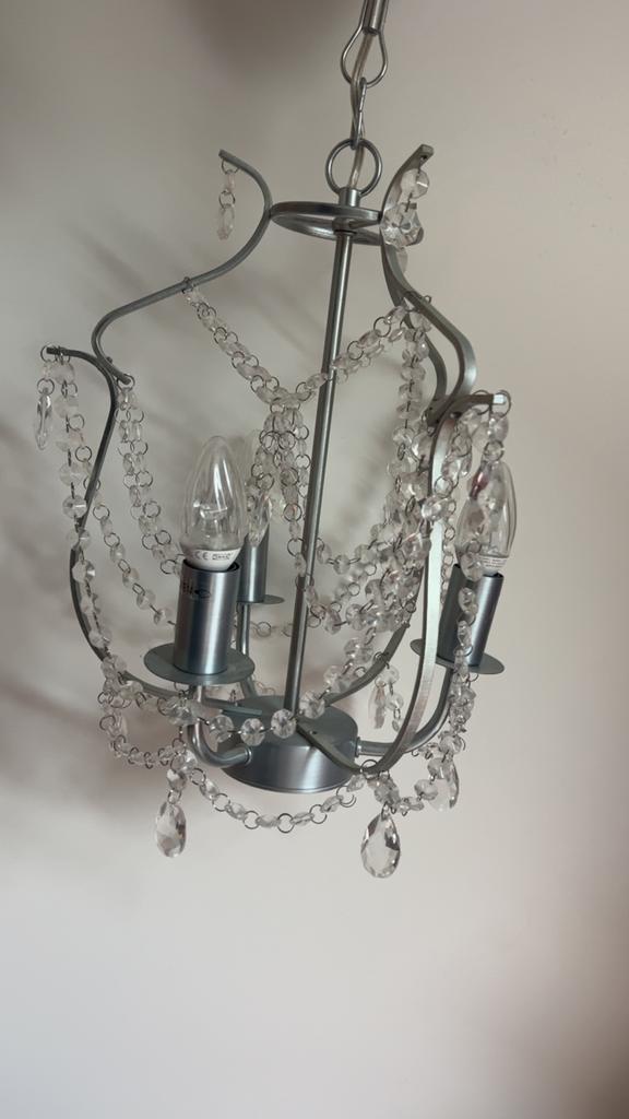 Ikea Kroonluchter voor meisjeskamer - Zilver met kristallen, Huis en Inrichting, Ophalen, Gebruikt, Metaal