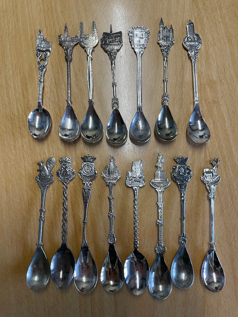 Diverse souvenir-lepeltjes, Hobby en Vrije tijd, Ophalen of Verzenden, Gebruikt