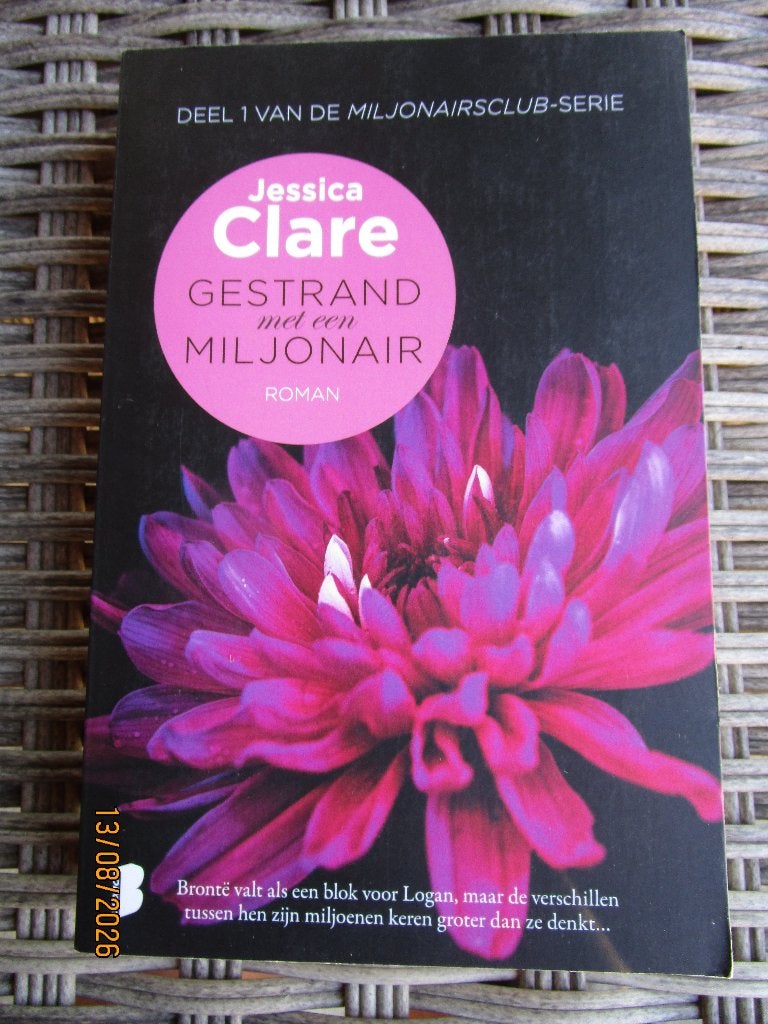 Gestrand met een Miljonair - Jessica Clare, Gelezen, Ophalen of Verzenden, Nederland, Jessica Clare