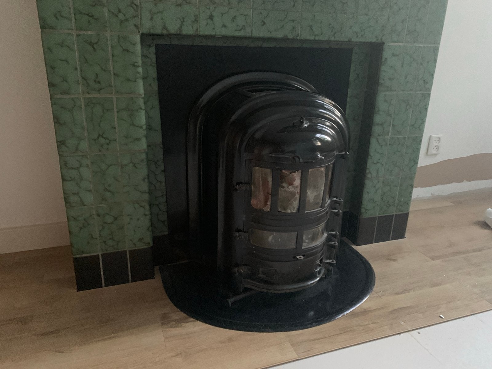 Authentieke kolenkachel - Klassieke Warmte voor uw Woning, Huis en Inrichting, Ophalen, Gebruikt, Gas, Vrijstaand