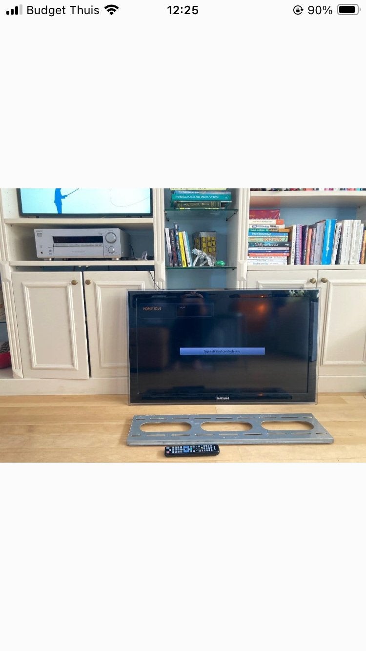 Samsung LE40D550K1W tv, afstandsbediening en ophangbeugel, Ophalen, Zo goed als nieuw, 25 tot 50 cm, Minder dan 100 cm