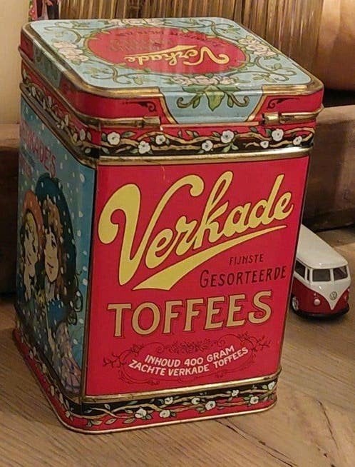 OUD LEEG VERKADE BLIKJE FIJNE TOFFEES, Antiek en Kunst, Ophalen of Verzenden
