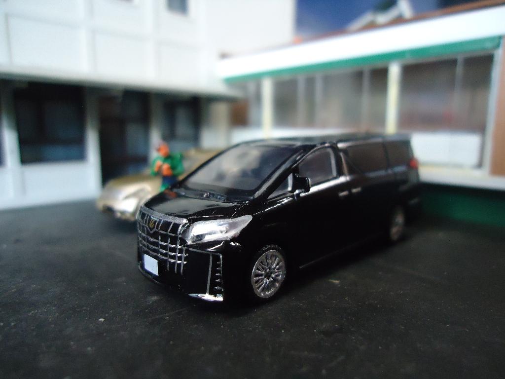 Toyota Alphard VIP Shuttle zwart, Ophalen of Verzenden, Zo goed als nieuw, Bus of Vrachtwagen