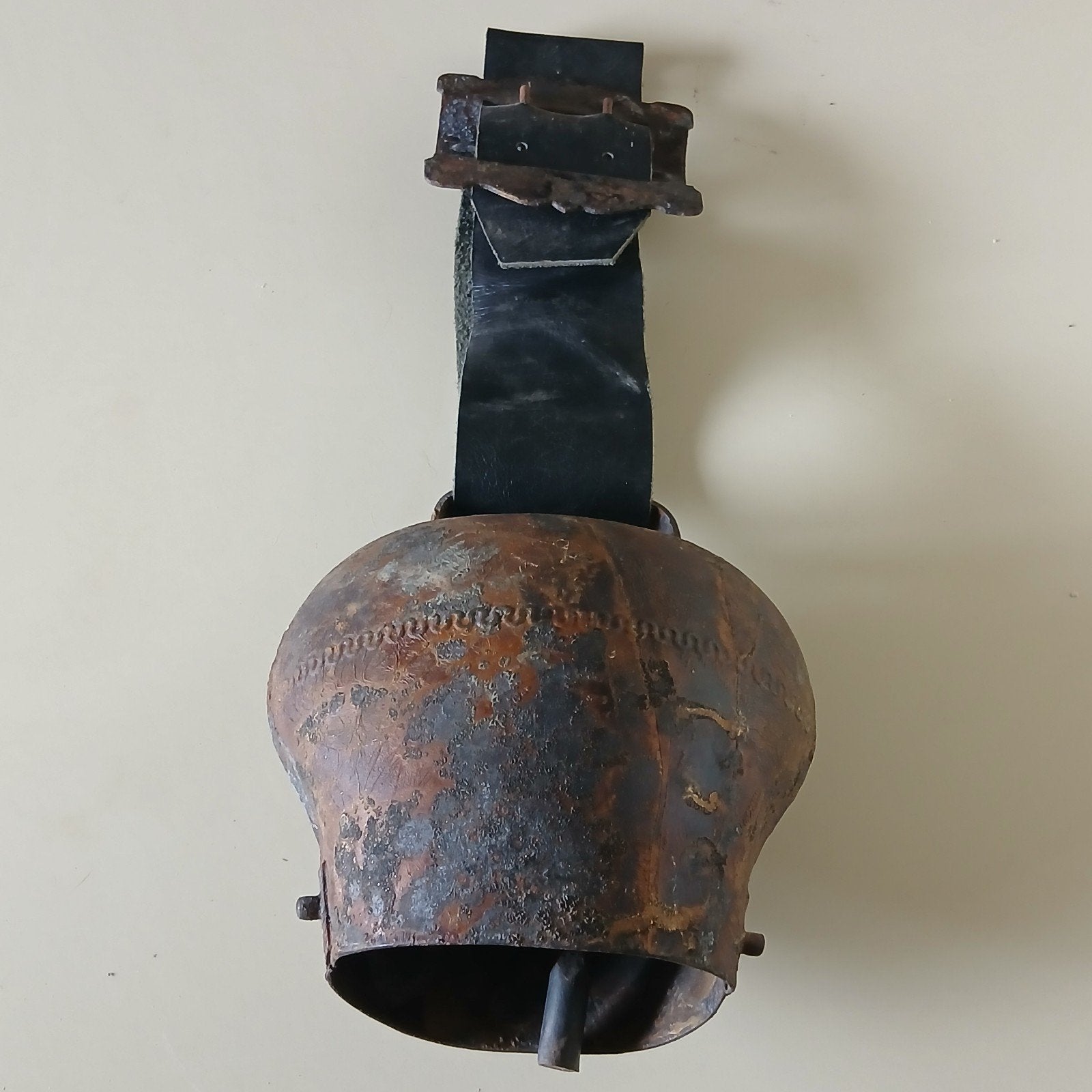 Grote zware koebel, bel met leren riem, Ophalen of Verzenden