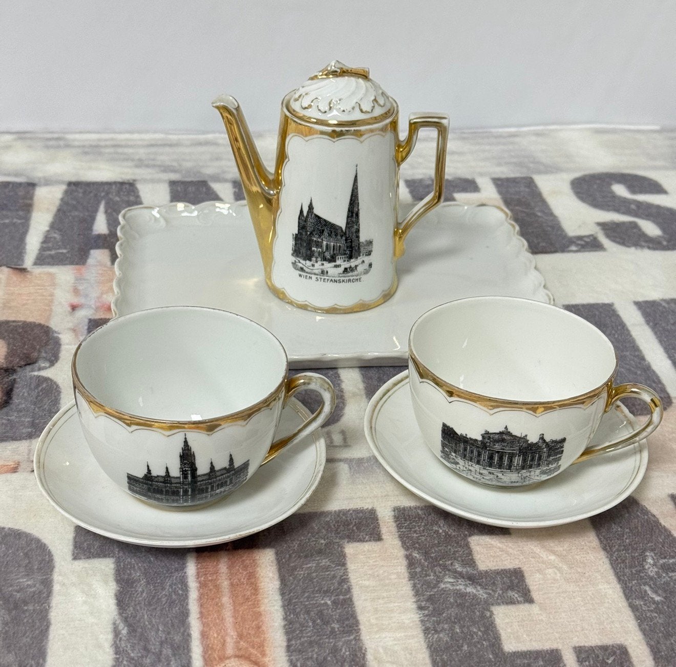 Servies wit-goud Wenen, Oostenrijk theepot dienblad theeset, Ophalen of Verzenden