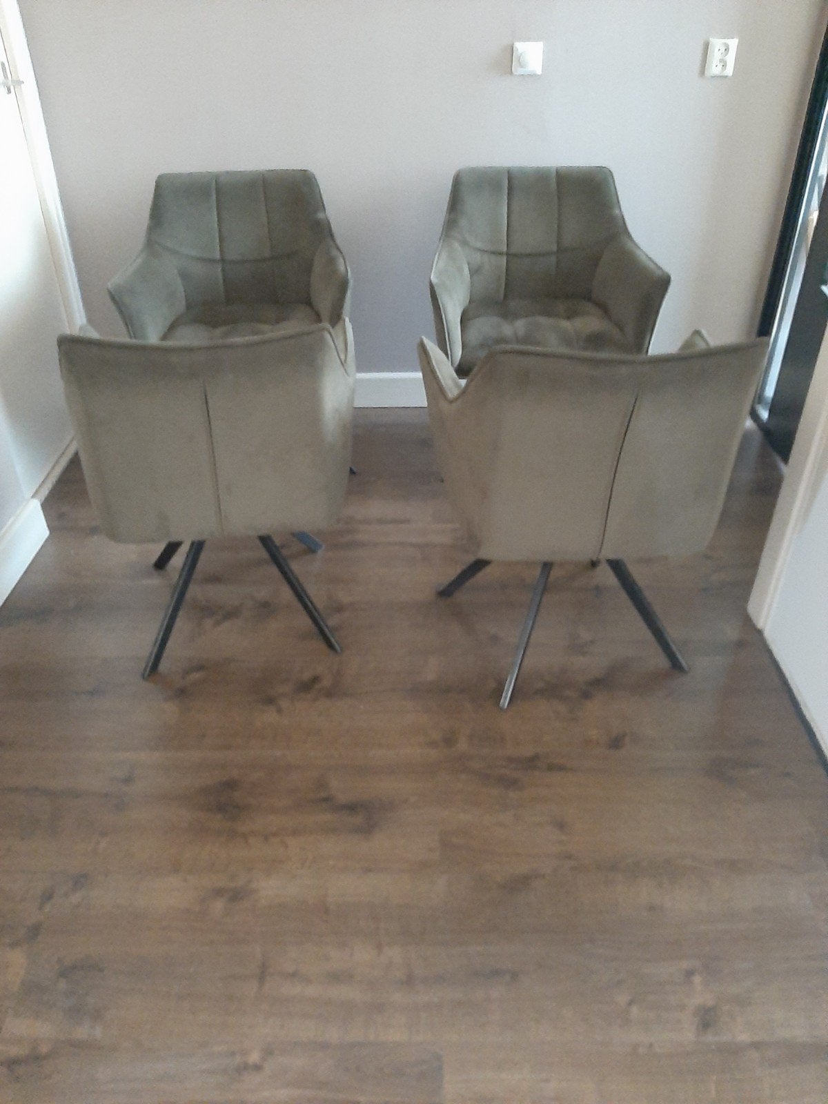 Mooie luxe eetkamerstoelen, Huis en Inrichting, Fauteuils, Ophalen, Zo goed als nieuw, 75 tot 100 cm