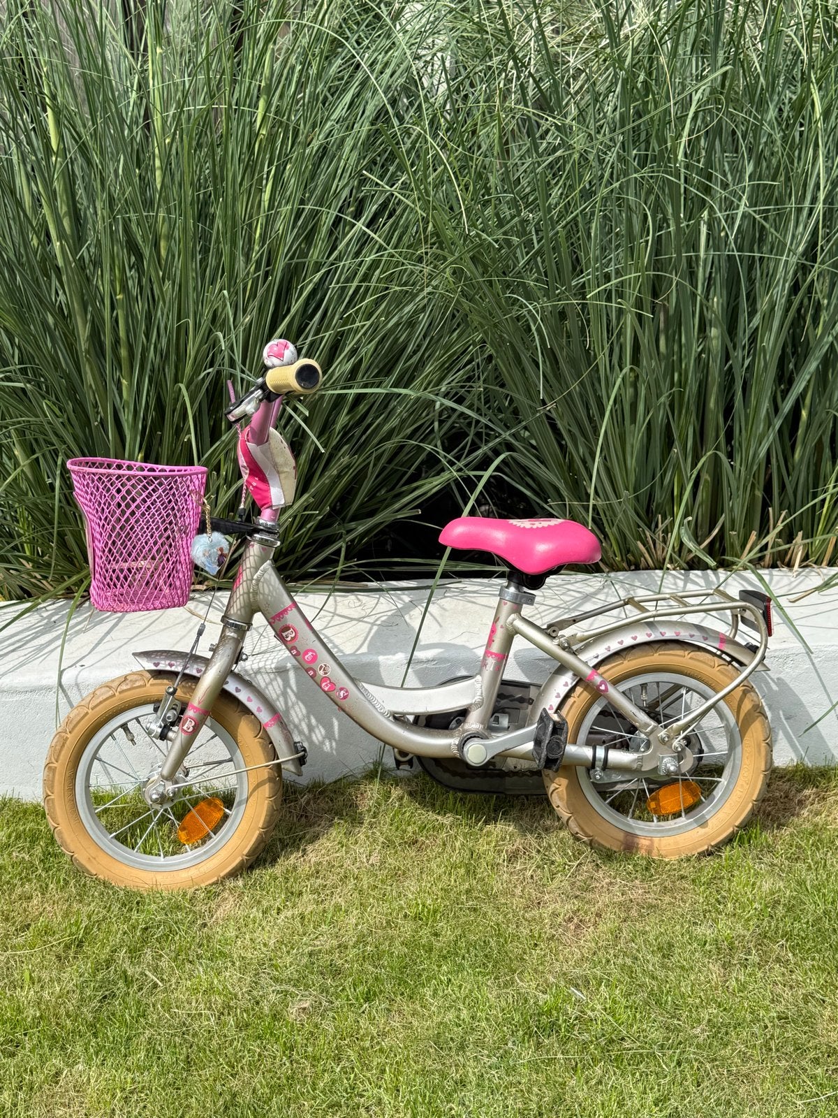 Batavus kinderfiets met zijwieltjes en mandje, Ophalen, Zijwieltjes, Gebruikt, Velgrem