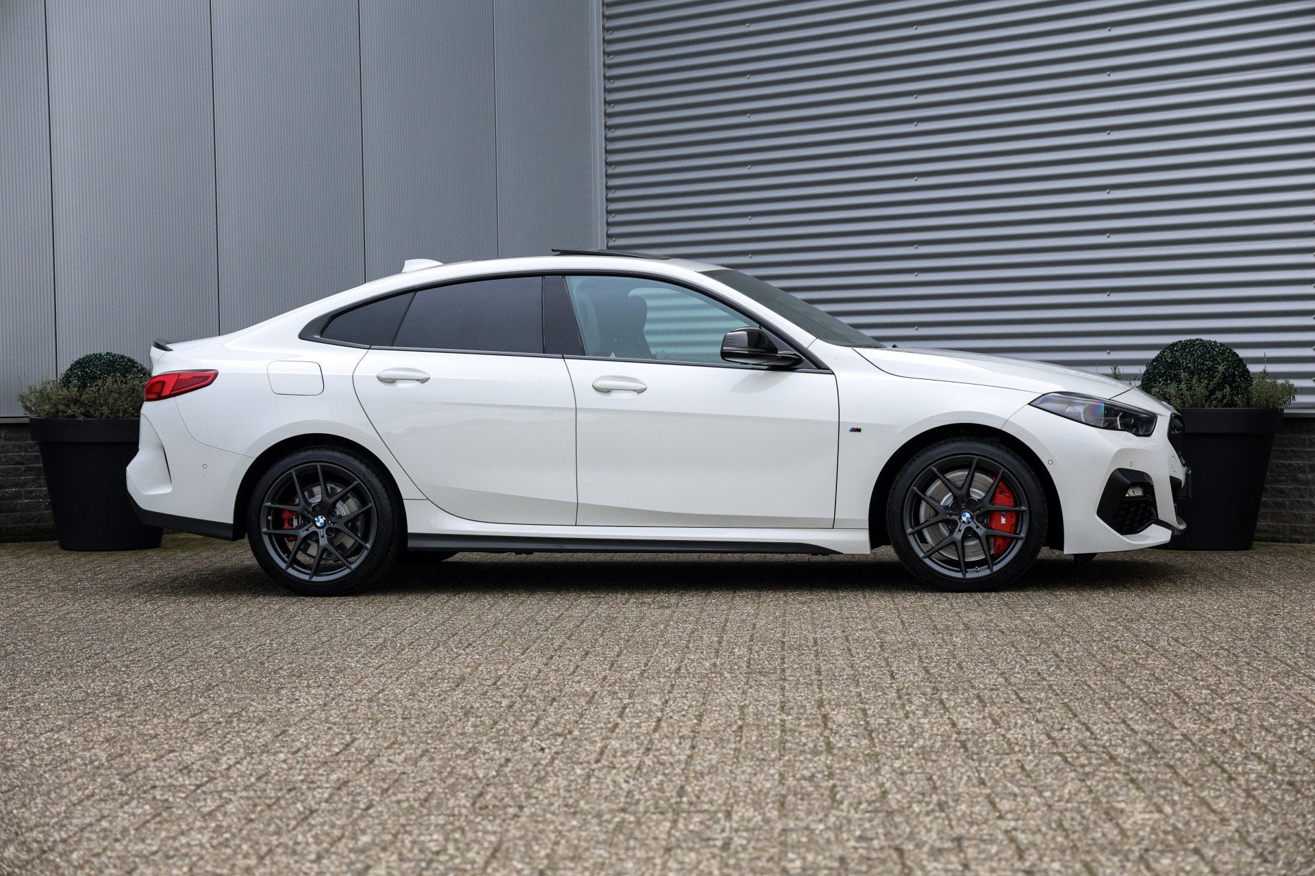 BMW 2 Serie Gran Coupé 218i M-Sport Pro NAP|Pano|ACC|Cam|Ke, Dealer onderhouden, 136 pk, Gebruikt, 1350 kg