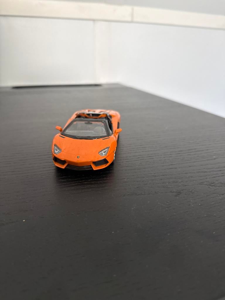 Oranje Lamborghini Aventador schaal 1/32, Hobby en Vrije tijd, Modelauto's | 1:32, Ophalen, Zo goed als nieuw, Auto, Overige merken