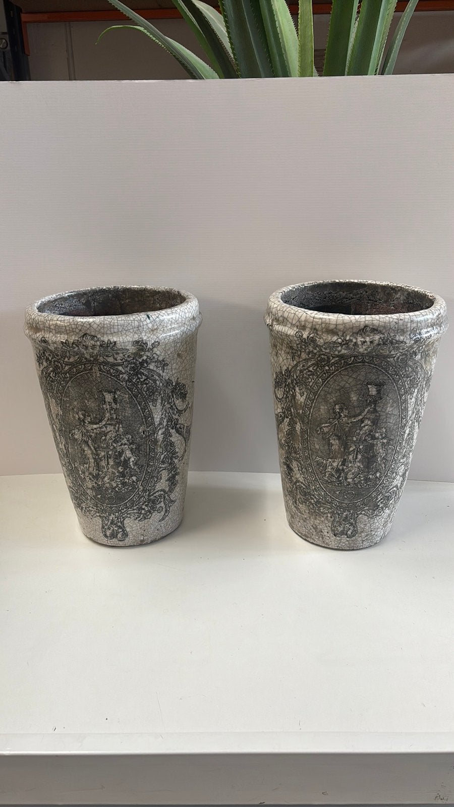 Set van 2 decoratieve craquelé vazen / bloempotten, Ophalen, Rond, Zo goed als nieuw, Aardewerk