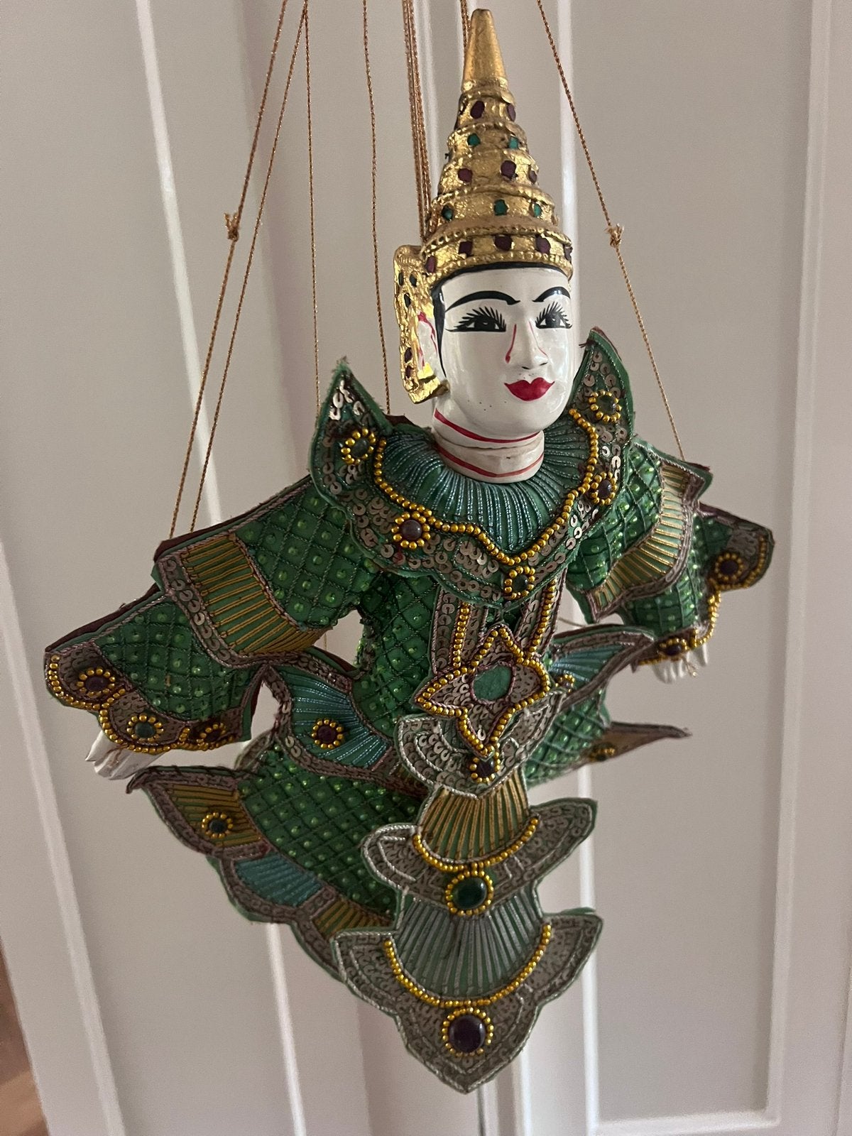 Prachtige vintage Thaise pop, Ophalen of Verzenden, Zo goed als nieuw
