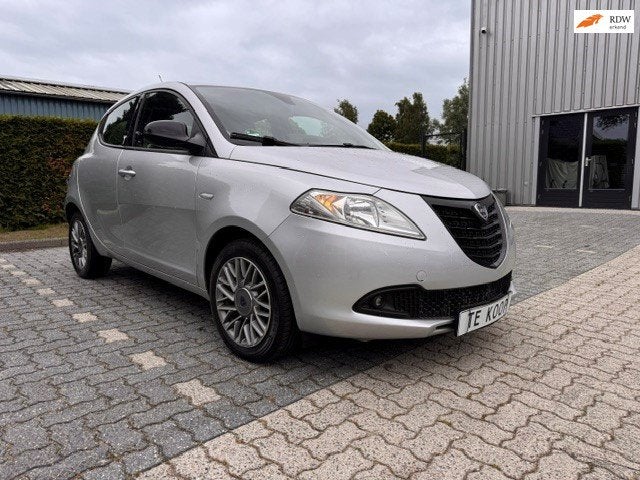 Lancia Ypsilon 0.9 TwinAir Elefantino Plus, Auto's, Lancia, Voorwielaandrijving, Gebruikt, Origineel Nederlands, Handgeschakeld