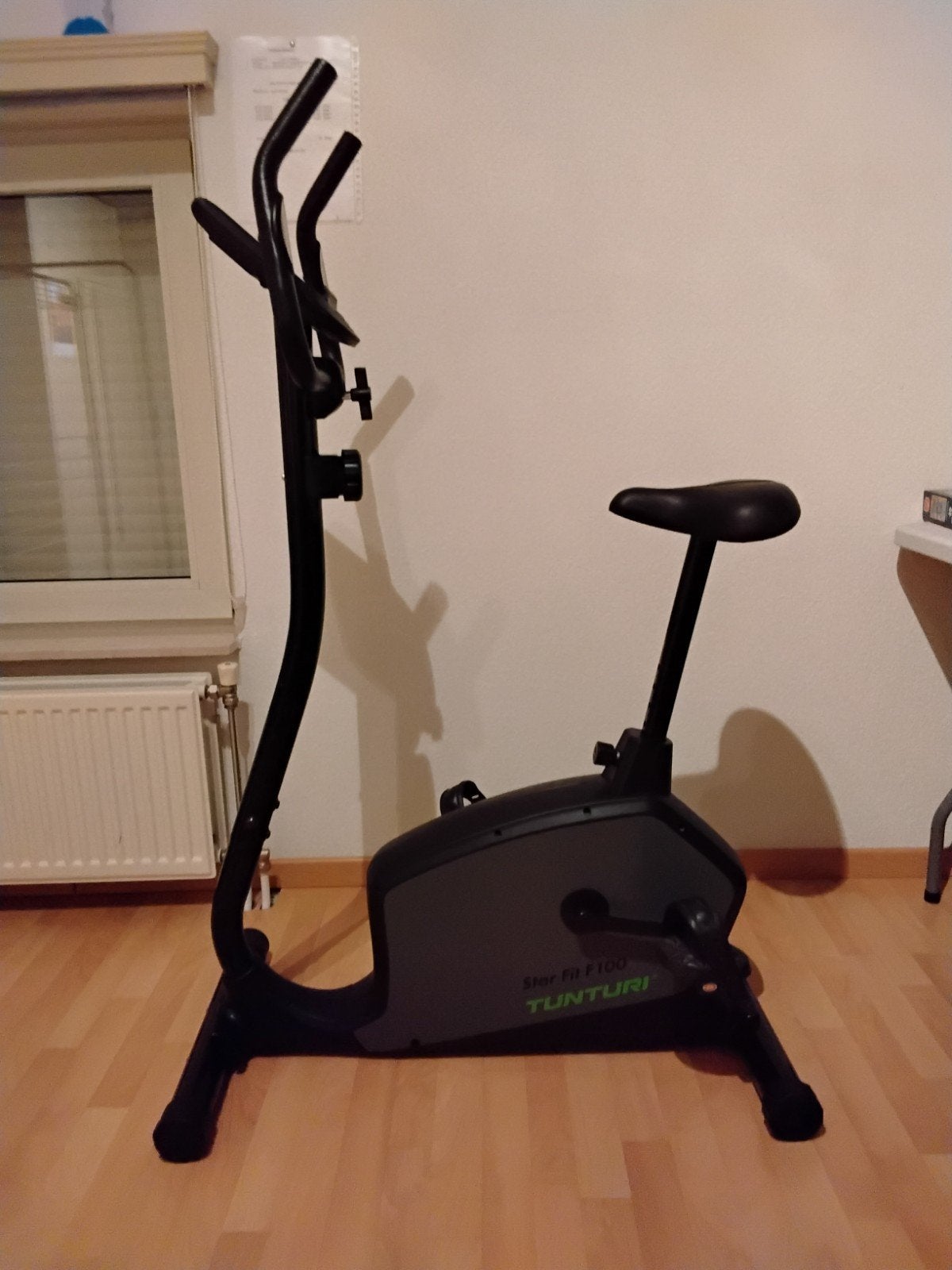 Tunturi Star Fit F100 Hometrainer - Zo goed als nieuw, Ophalen, Zo goed als nieuw, Metaal, Benen