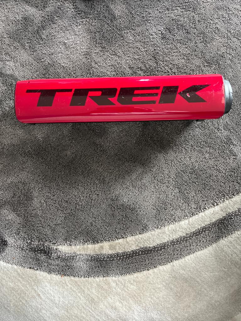 Trek Bosch PowerTube 500Wh E-bike Accu Rood en lader, Fietsen en Brommers, Fietsaccessoires | Fietsaccu's, Ophalen of Verzenden