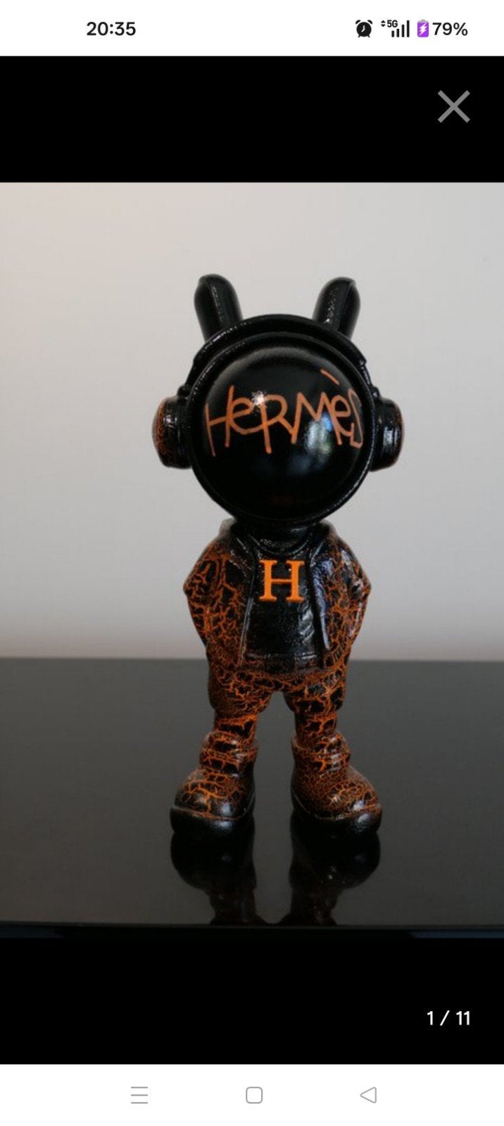 Unieke Hermes Kaws-stijl sculptuur - Zwart/Oranje, Art deco, Ophalen of Verzenden, Overige materialen, Beeld