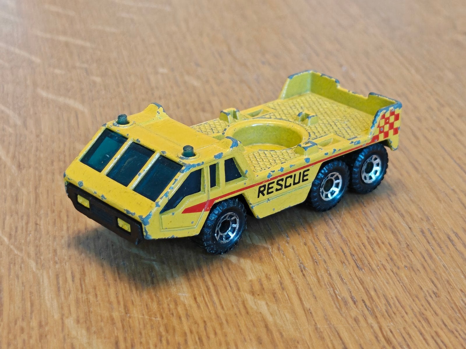 Matchbox Transporter Vehicle Rescue, Ophalen of Verzenden, Zo goed als nieuw, Bus of Vrachtwagen