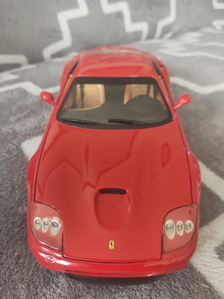 Ferrari 575 MM 1:18 Hot Wheels, Hobby en Vrije tijd, Ophalen of Verzenden, Zo goed als nieuw, Auto, Hot Wheels