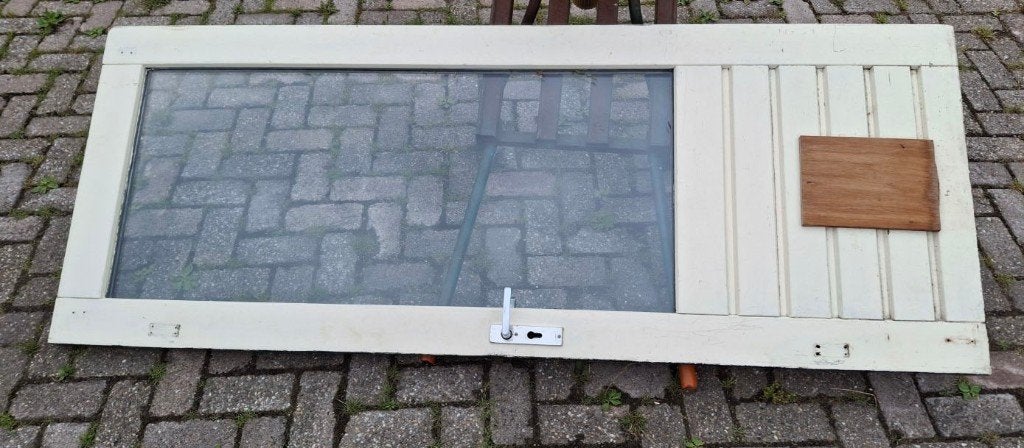 Groene witte deur met gat voor kattenluik, Ophalen, Glas, Overige typen, 200 tot 215 cm
