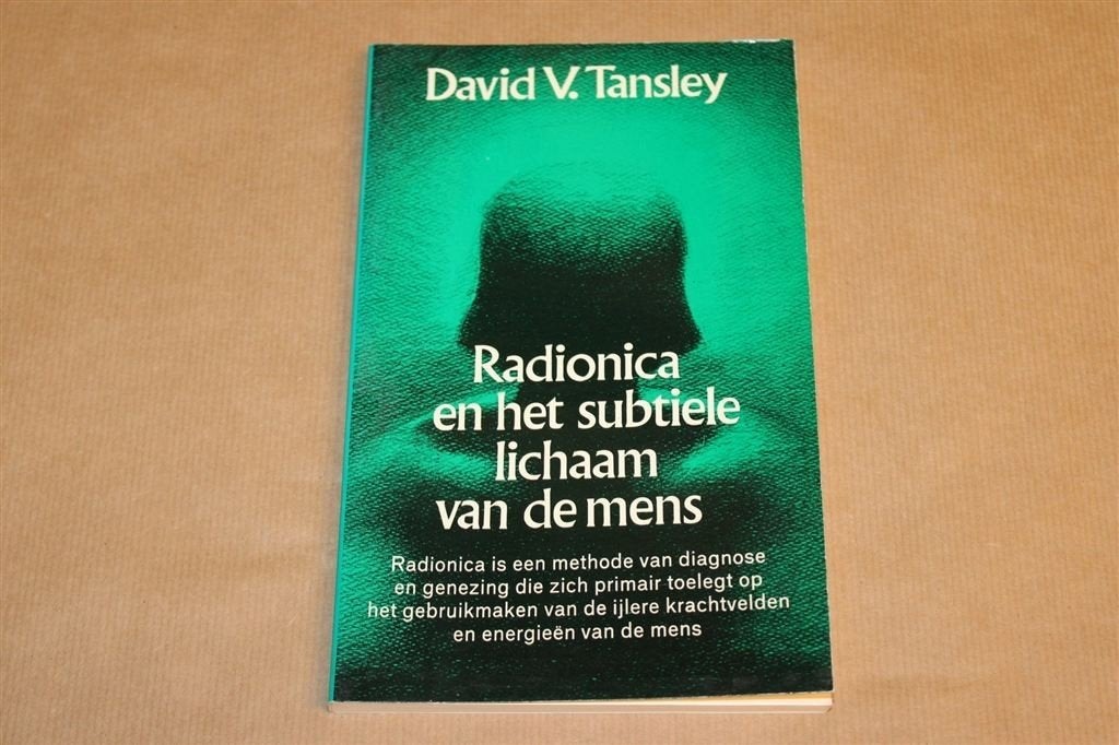 Radionica en het Subtiele Lichaam — Esoterie 1978, Boeken, Ophalen of Verzenden, Gelezen, Overige onderwerpen, Achtergrond en Informatie