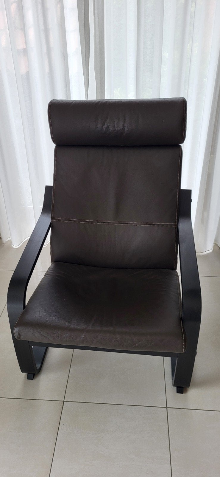 Lederen bruine Poang fauteuil, Huis en Inrichting, Ophalen, Zo goed als nieuw, 50 tot 75 cm, Leer
