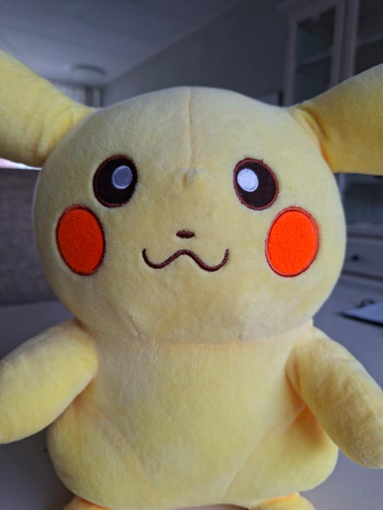 Grote Pichachu knuffel!, Ophalen of Verzenden, Zo goed als nieuw, Overige typen