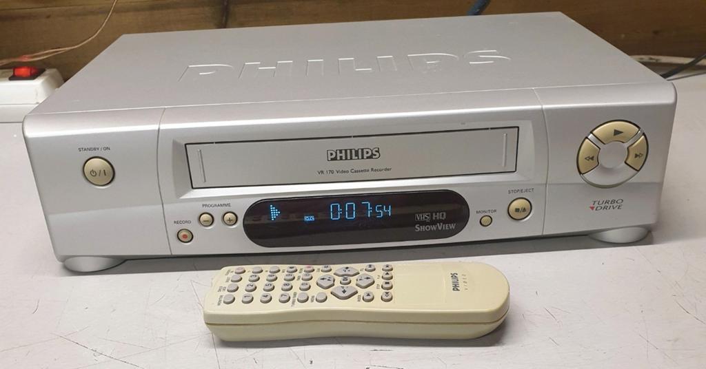 Philips vr-170 videorecorder + afstandbediening  nr2, Ophalen of Verzenden