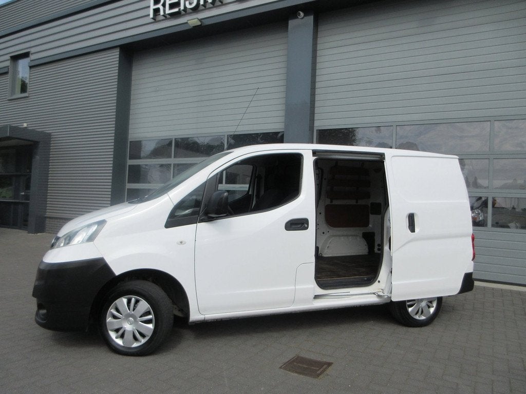 Nissan NV200 1.5 dCi, Airco, 2x schuifdeur., Voorwielaandrijving, Stof, Gebruikt, 4 cilinders