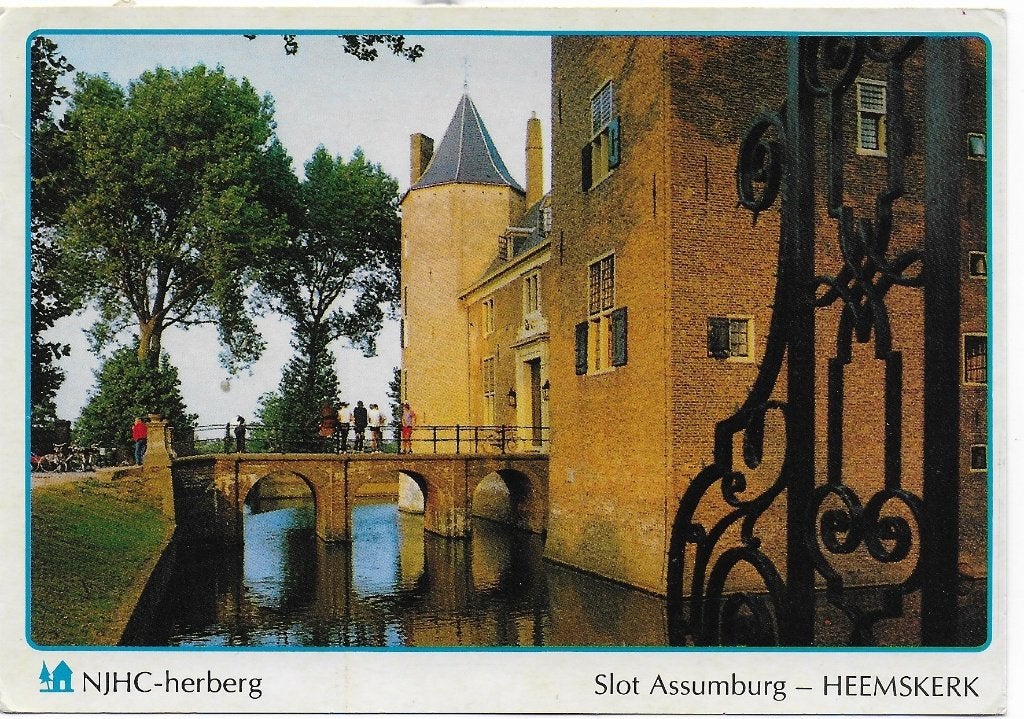 Heemskerk Slot Assumburg Gelopen Ansichtkaart (B 4926 ), Ophalen of Verzenden, 1980 tot heden, Gelopen