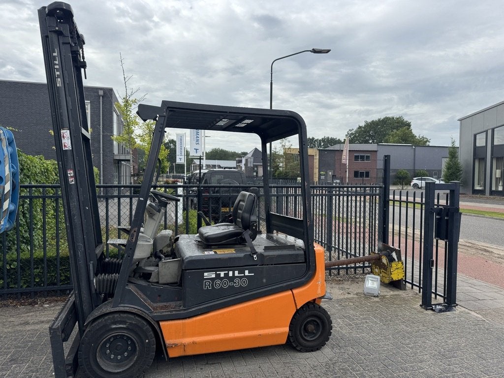 Still heftruck forklift R60-30 heftruck duplo460 sideshift 2, Zakelijke goederen, Machines en Bouw | Heftrucks en Intern transport