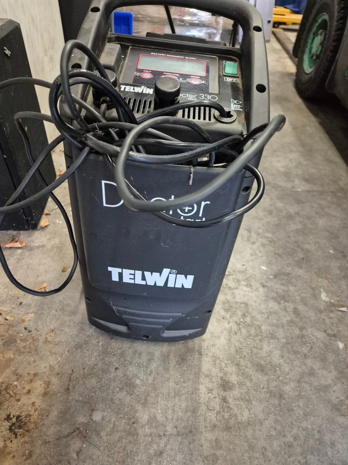 Telwin Doctor 330 Start Acculader en Startbooster, Auto-onderdelen, Ophalen, Gebruikt, Universele onderdelen