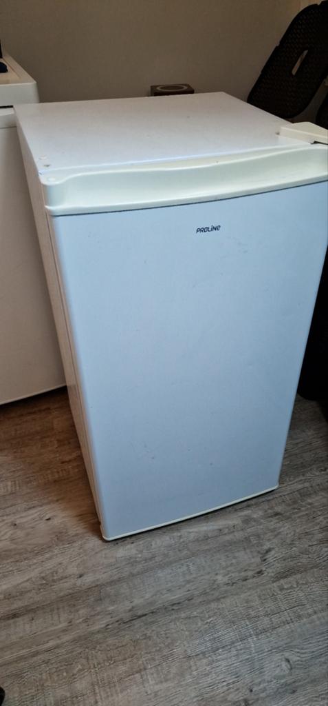 Proline TTR91WH/W tafelmodel koelkast met vriesvak, Ophalen, Gebruikt, 45 tot 60 cm, Met vriesvak
