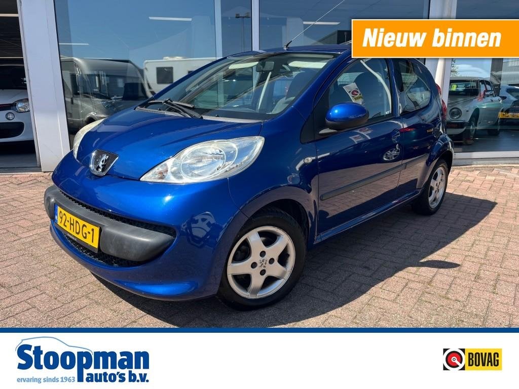 Peugeot 107 1.0 12V XS 5drs  LM velgen El.ramen CV, Voorwielaandrijving, Gebruikt, 68 pk, Origineel Nederlands