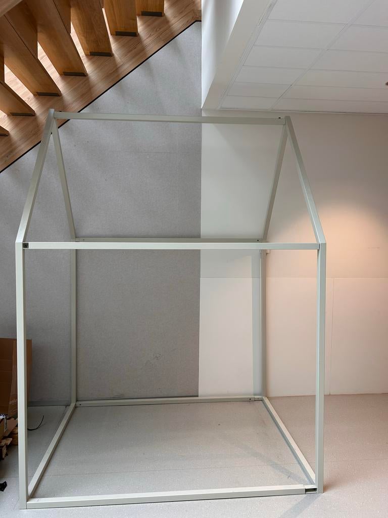 Metalen speelhuisje - Zo goed als nieuw, Ophalen, Zo goed als nieuw, Overige materialen