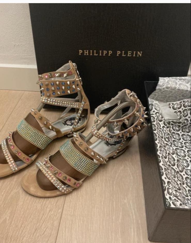 Philipp Plein Sandalen met Kristallen en Studs, Ophalen of Verzenden, Zo goed als nieuw, Overige kleuren, Sandalen of Muiltjes