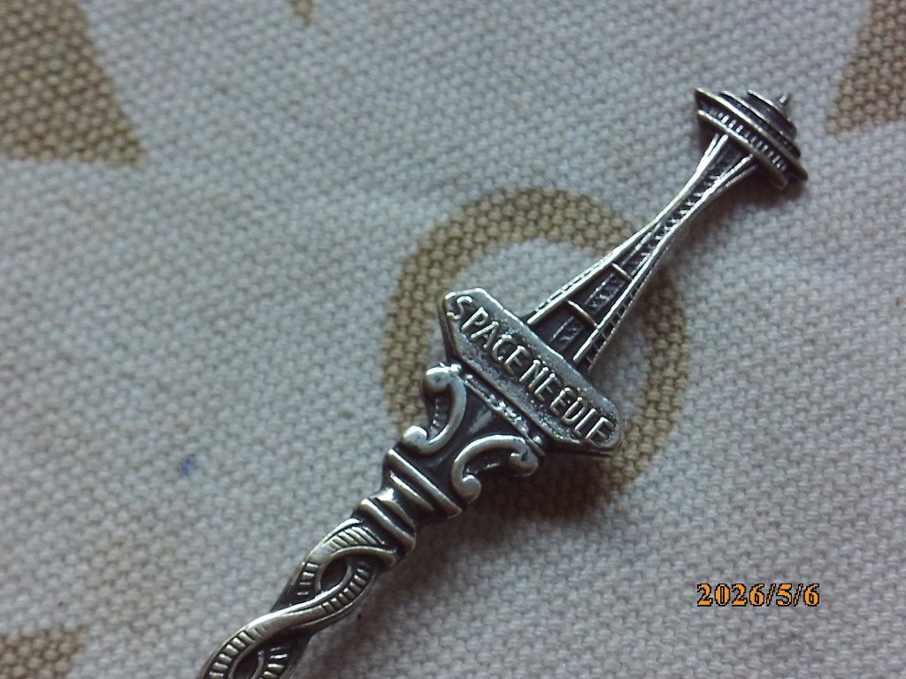 Lepel Seattle Washington USA Space Needle toren 1962 sierly, Verzamelen, Ophalen of Verzenden, Gebruikt