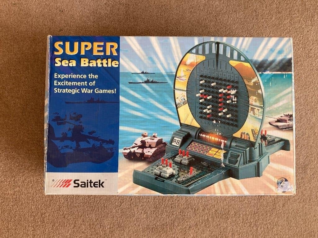 Saitek SUPER Sea Battle zeeslag elektronisch compleet doos, Een of twee spelers, Ophalen of Verzenden, Gebruikt, Saitek