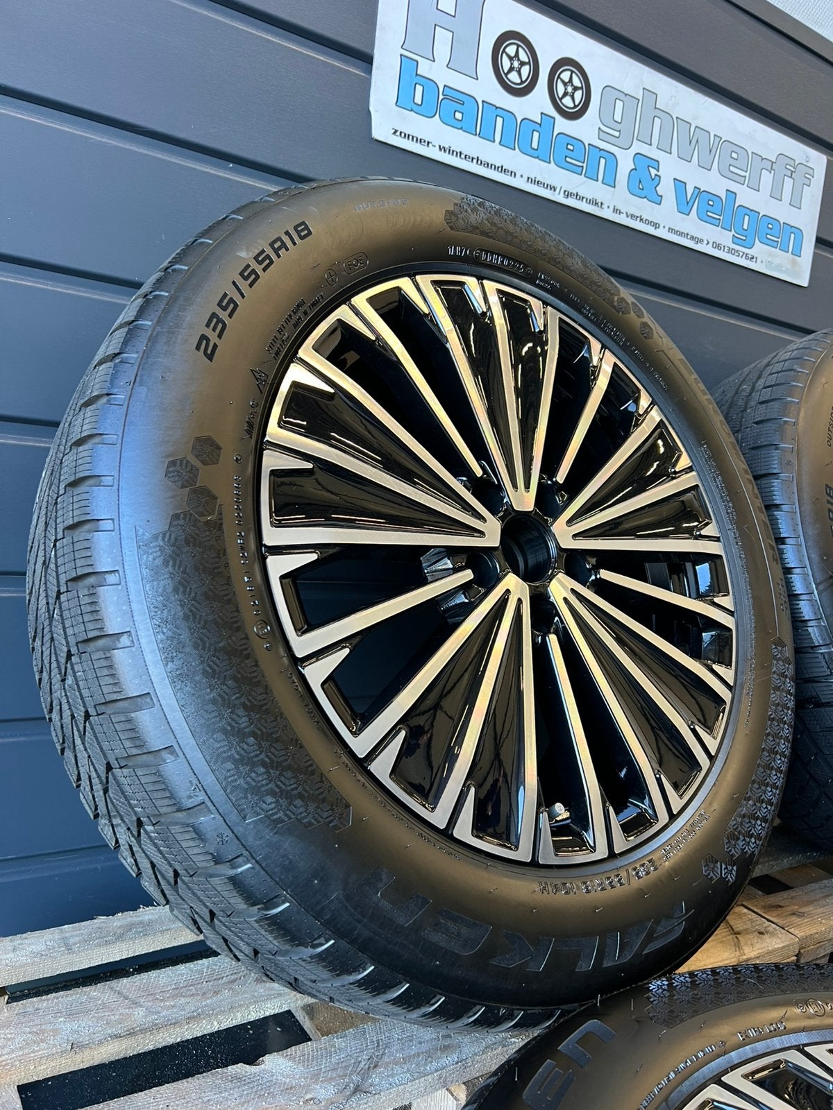 18 inch 5x112 winterbanden Origineel Volkswagen Tiguan, Gebruikt, Jacob Lemairestraat 26, Banden en Velgen, Ophalen of Verzenden