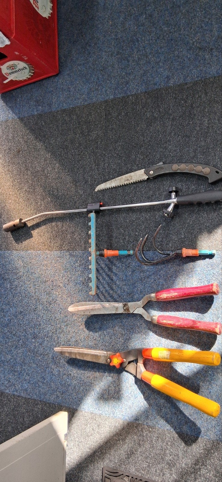 tuingereedschap, Ophalen