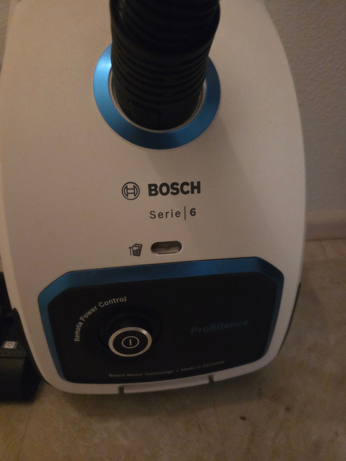 Bosch Serie | 6 ProSilence Stofzuiger - VBB6SGL40S, Gebruikt, Bosch, Sledestofzuiger, Stille werking