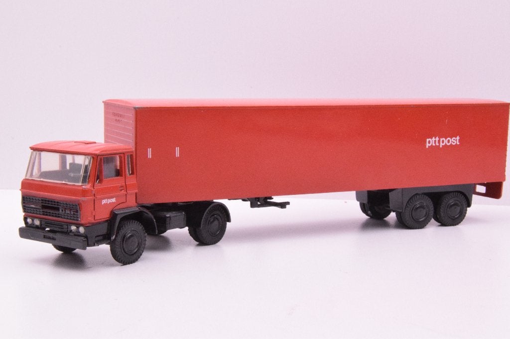 DAF 2500  ''  PTT Post ''  Lion car