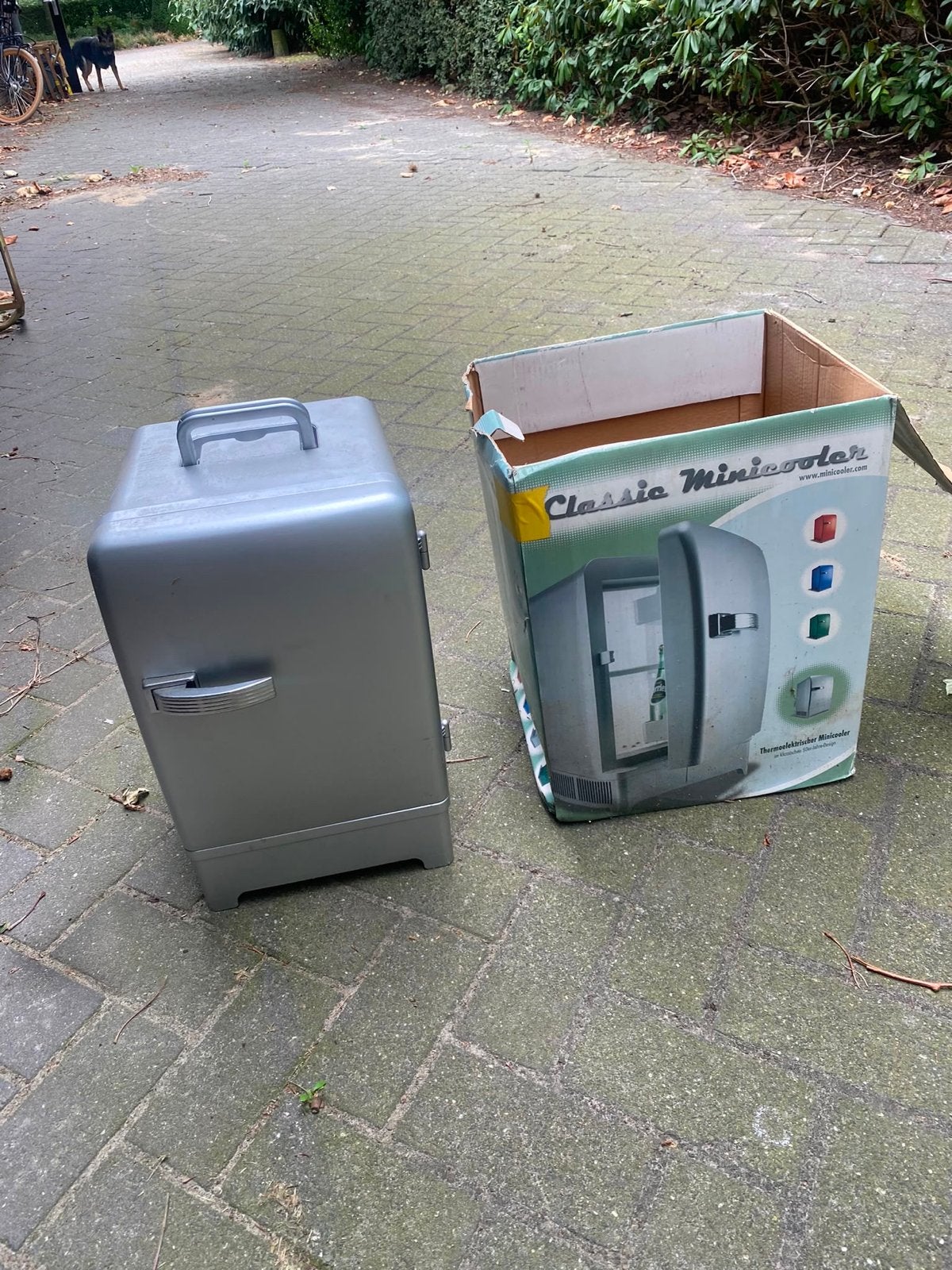 Compacte minikoelkast, Ophalen, Minder dan 75 liter, Zonder vriesvak, Gebruikt