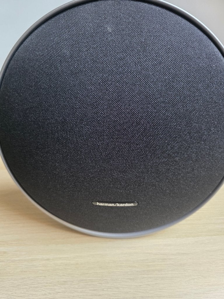 Harman Kardon Onyx Studio 9